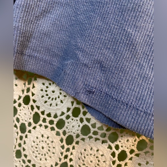 G21 Long Sleeve - Picture 4 of 8